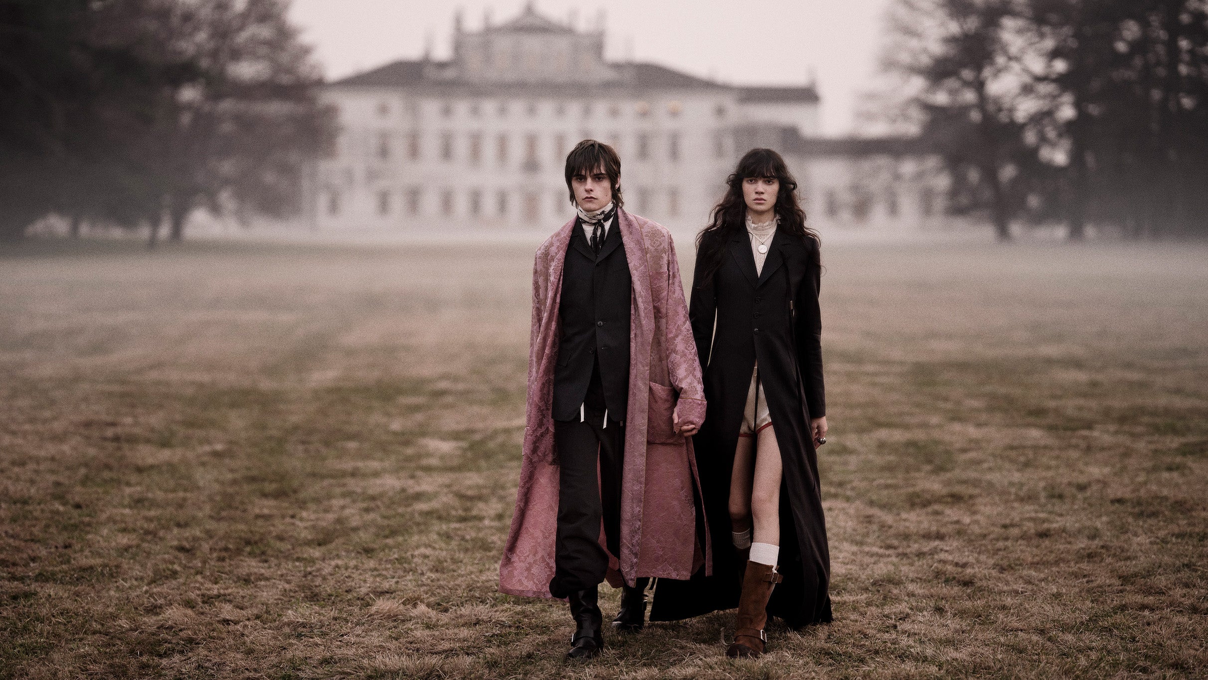 Avant-Garde Elegance, Rebellious Spirit