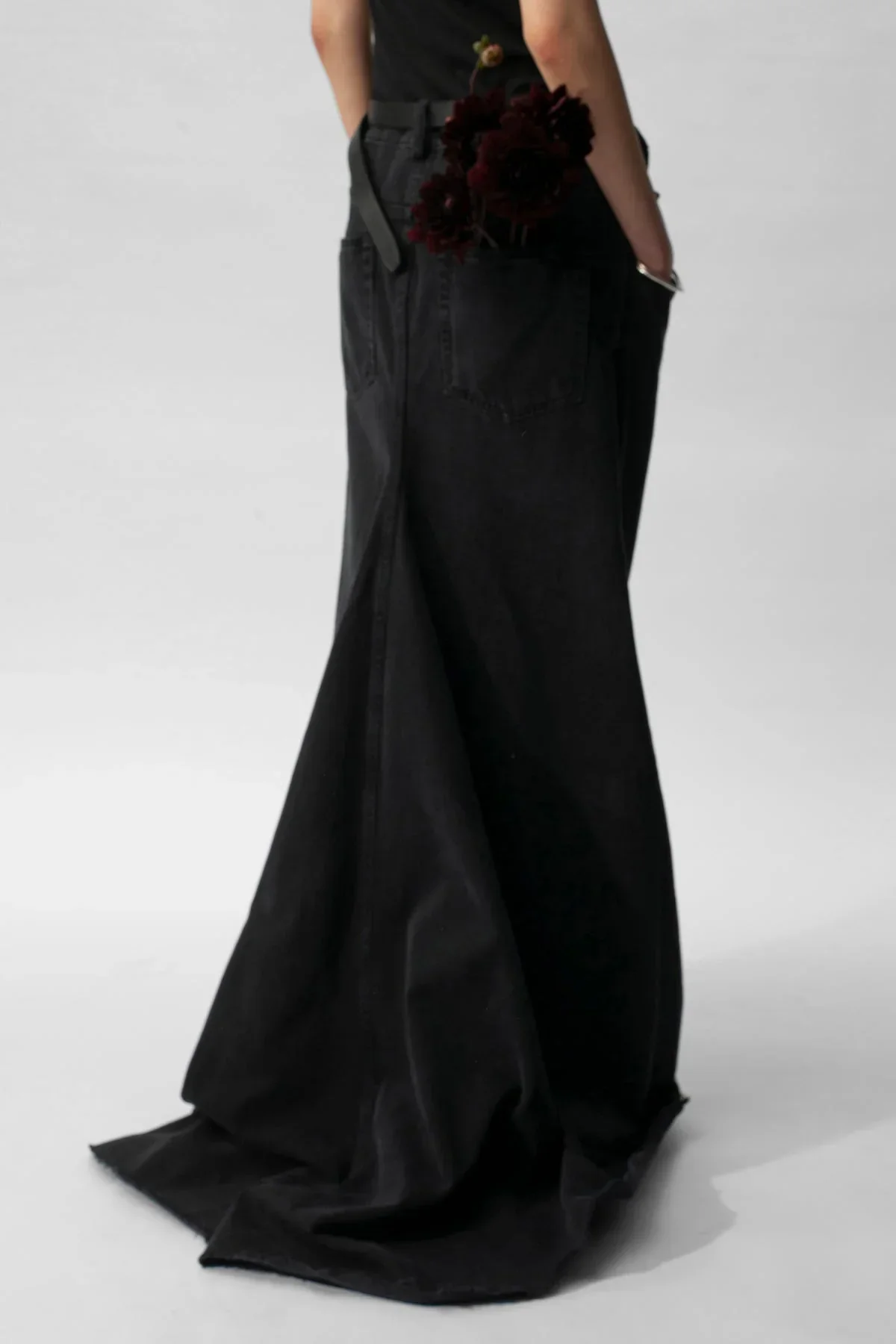 Goele Five Pockets Comfort Skirt - Image 4