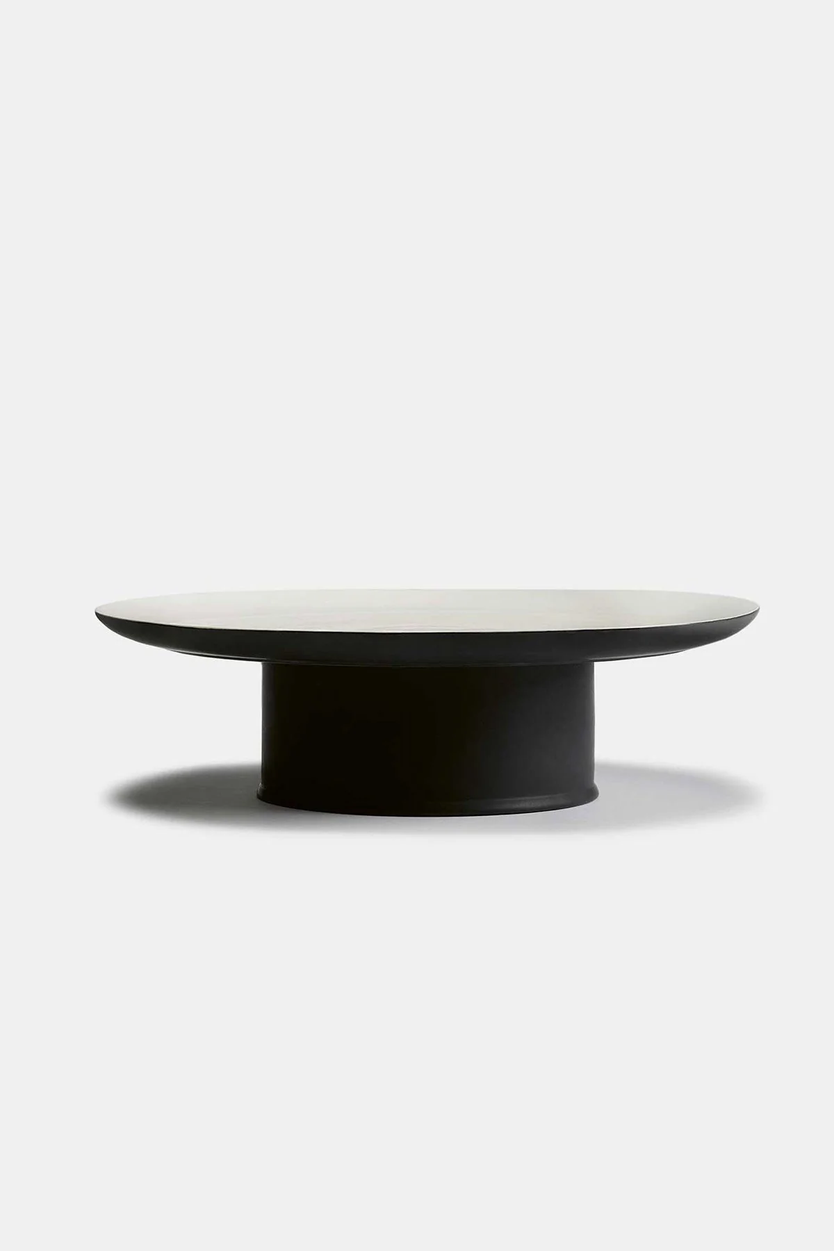 Ra Cake Stand - Porcelain Black/ Off-White - Image 2