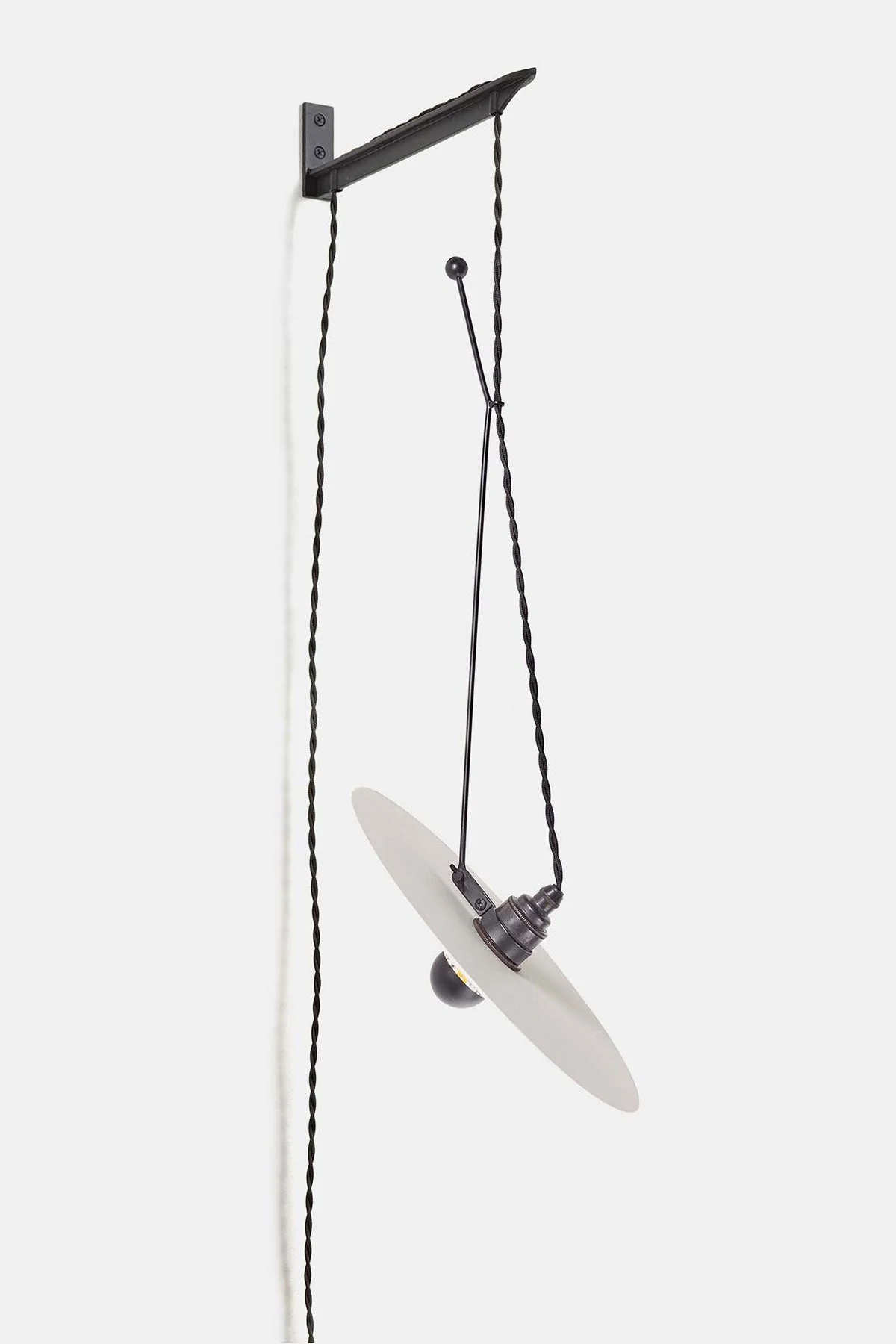 Luna L2 - Wall Lamp With Bracket - Image 4
