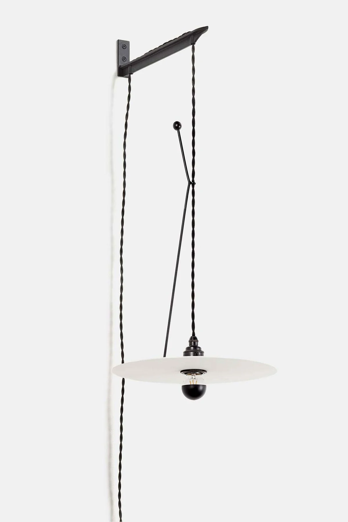 Luna L2 - Wall Lamp With Bracket - Image 5