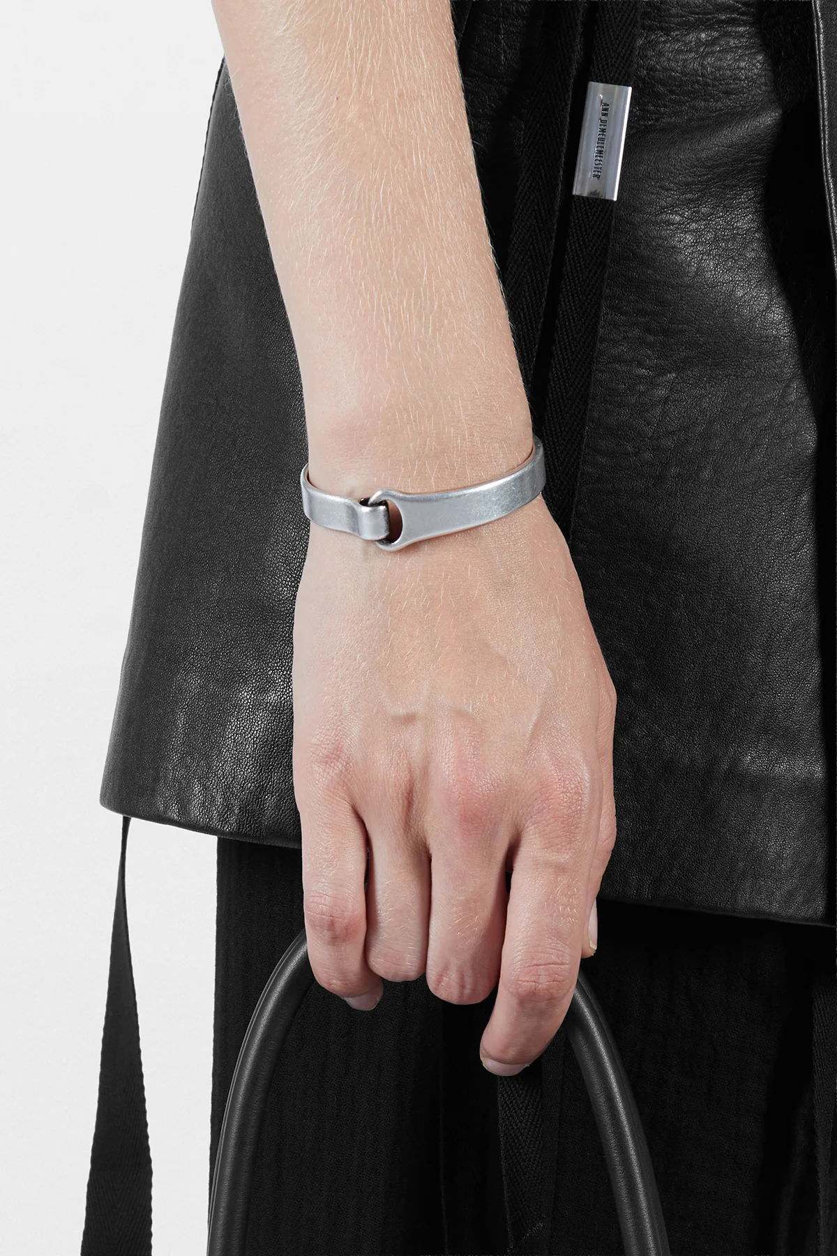 Frigga Link Bracelet - Image 4