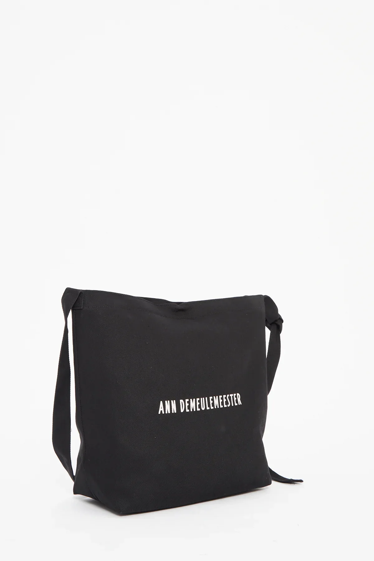 AD Medium Shoulder Bag - Image 2