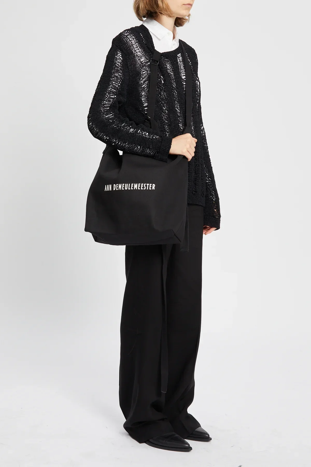 AD Medium Shoulder Bag - Image 4
