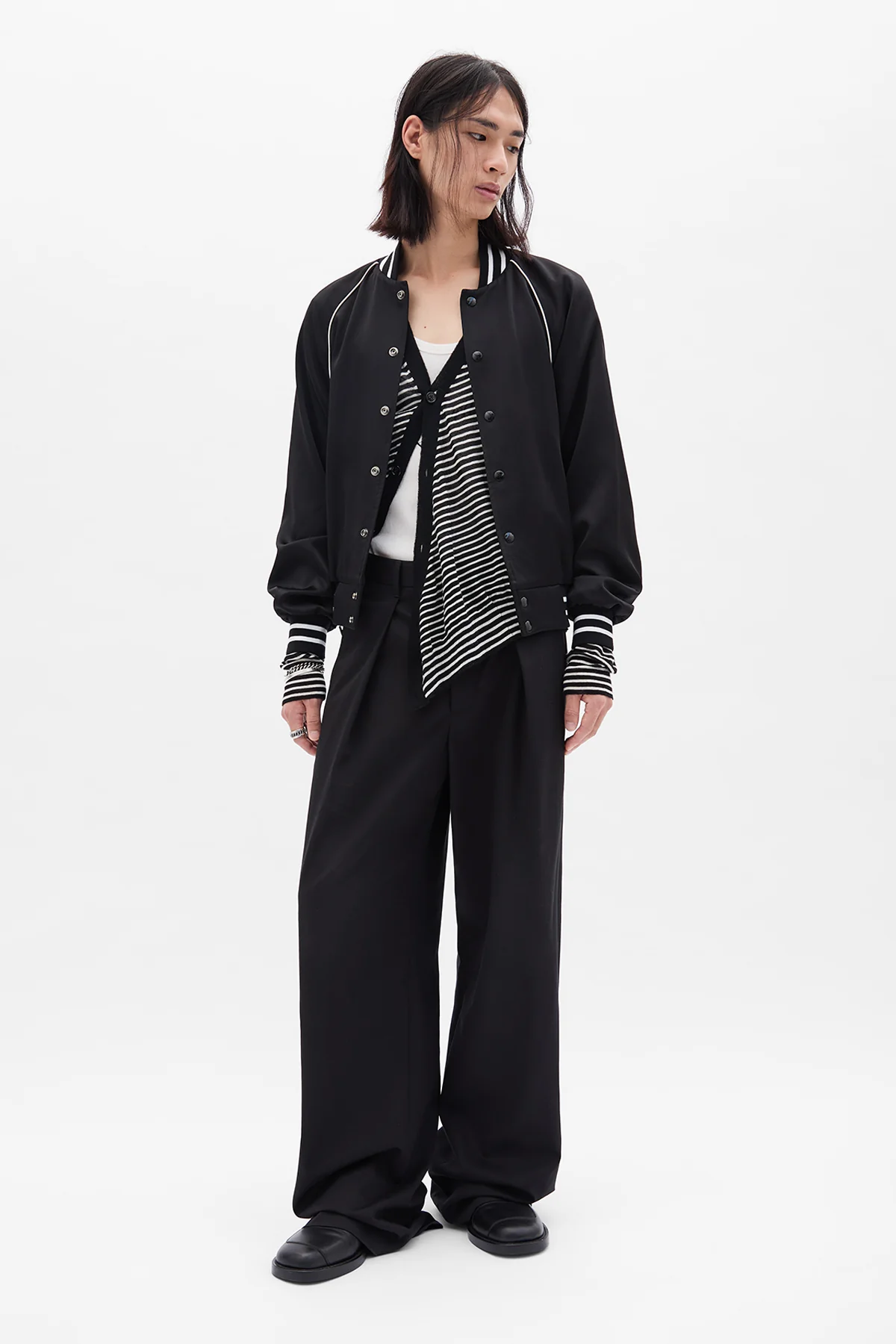Abram Light Twisted Cardigan - Image 3