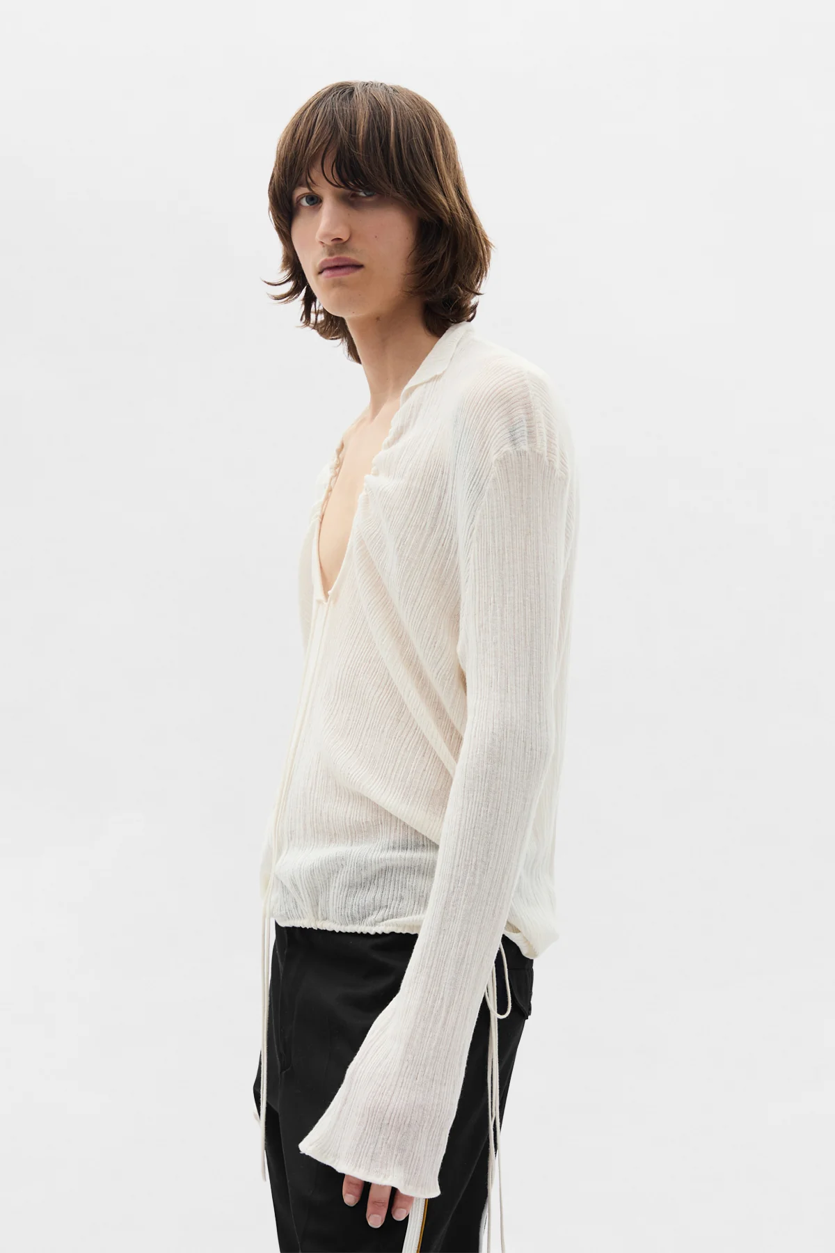 Tiu Creponette Rib Deep V-Neck Sweater - Image 2