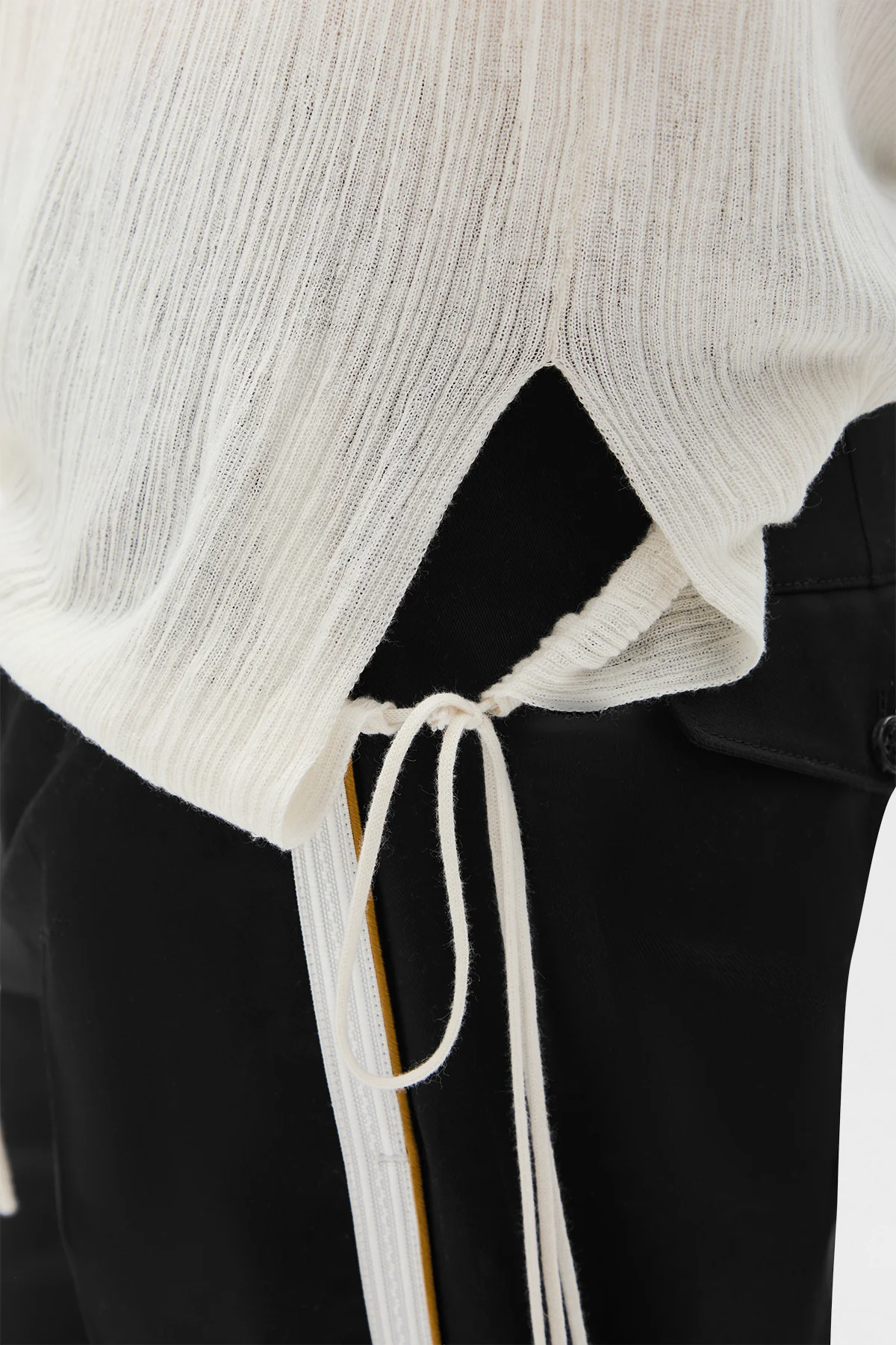 Tiu Creponette Rib Deep V-Neck Sweater - Image 5