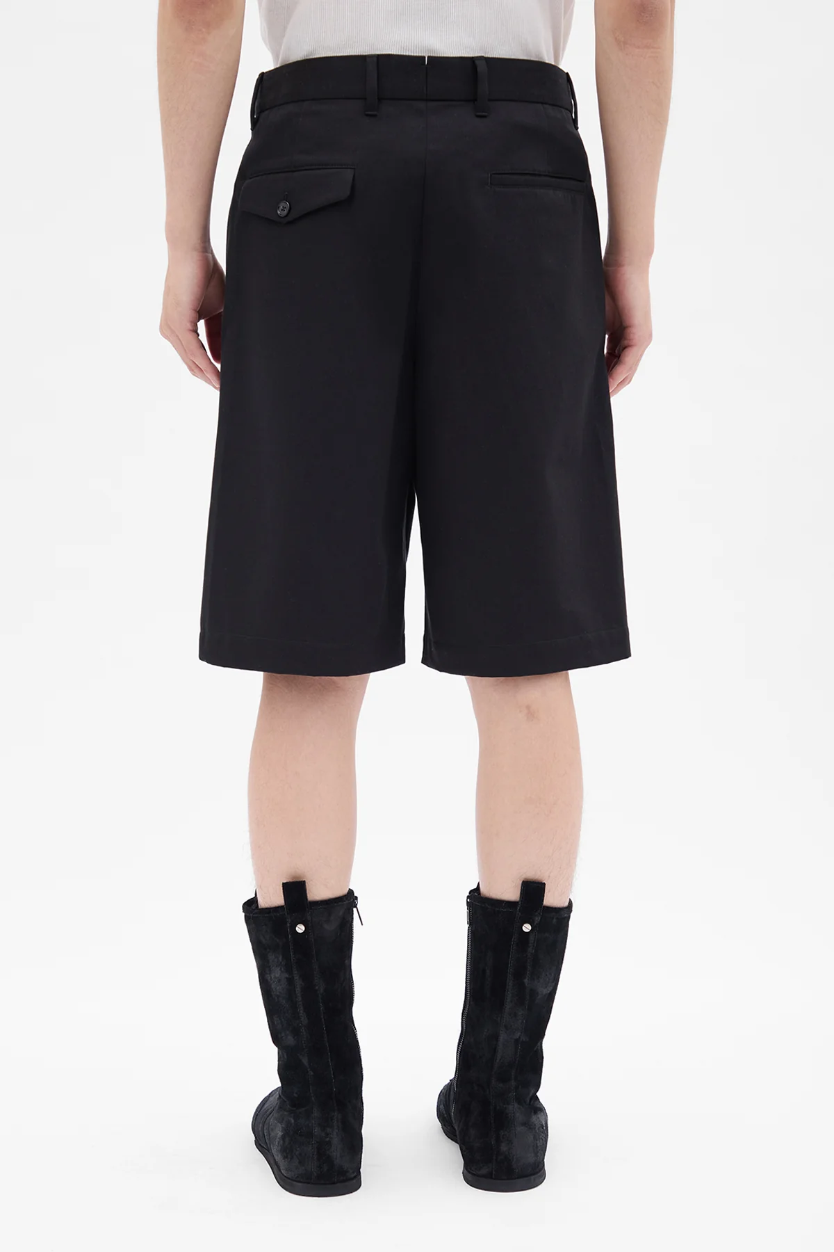 Noralft Wide Leg Pleated Shorts - Image 3