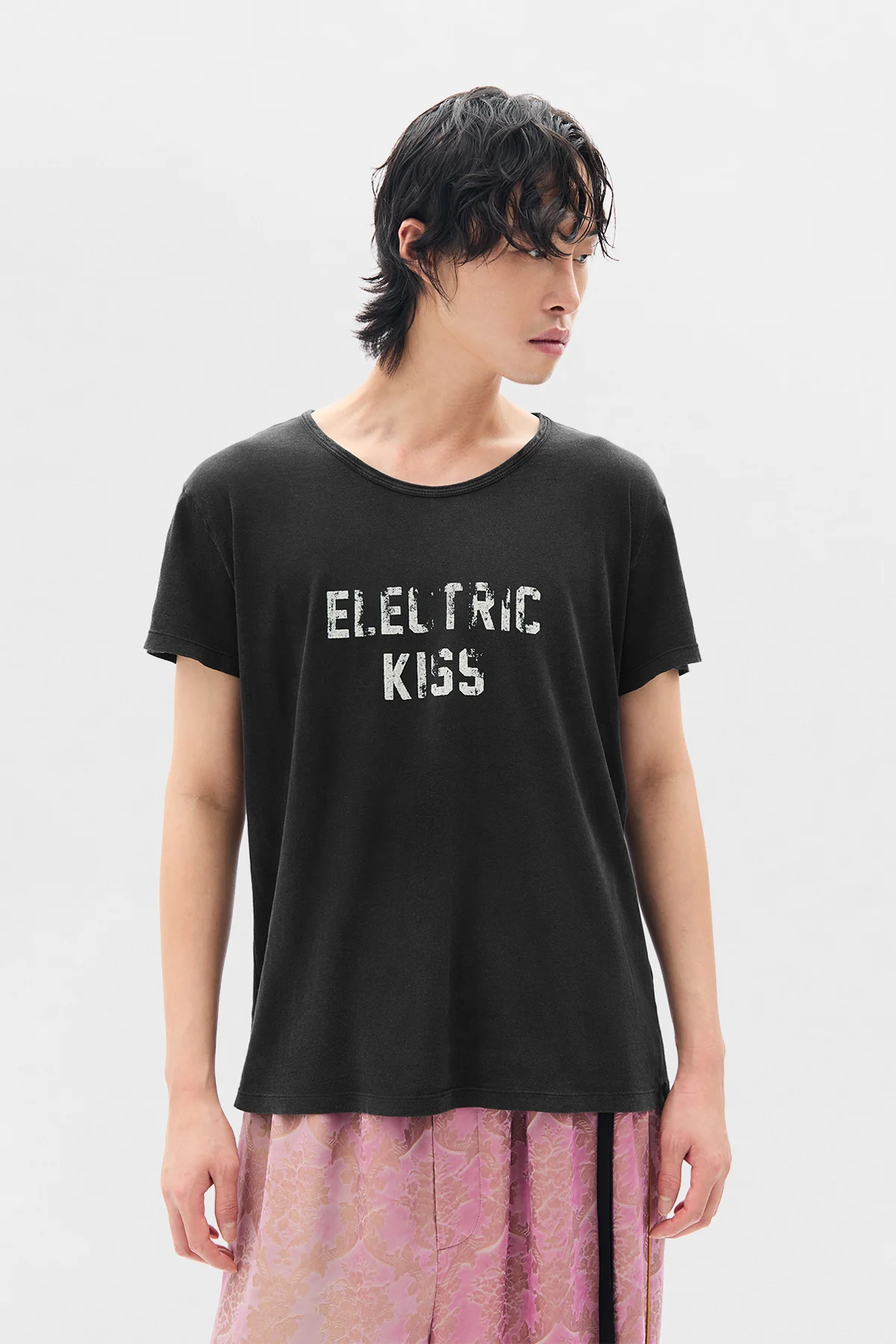 Idar Cropped Standard Fit T-Shirt
