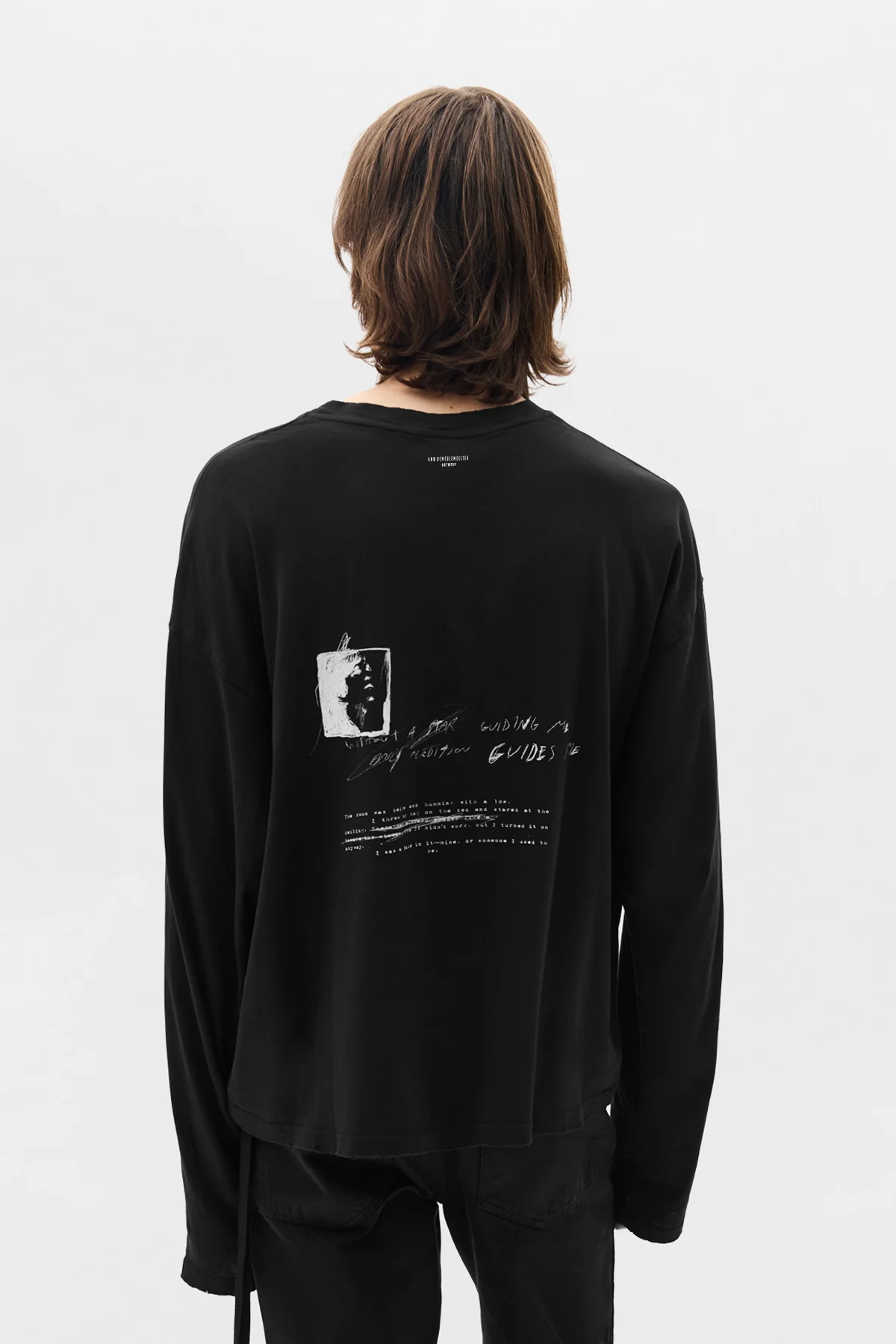 Emil Relax Fit Long Sleeve Boxy T-Shirt - Image 3