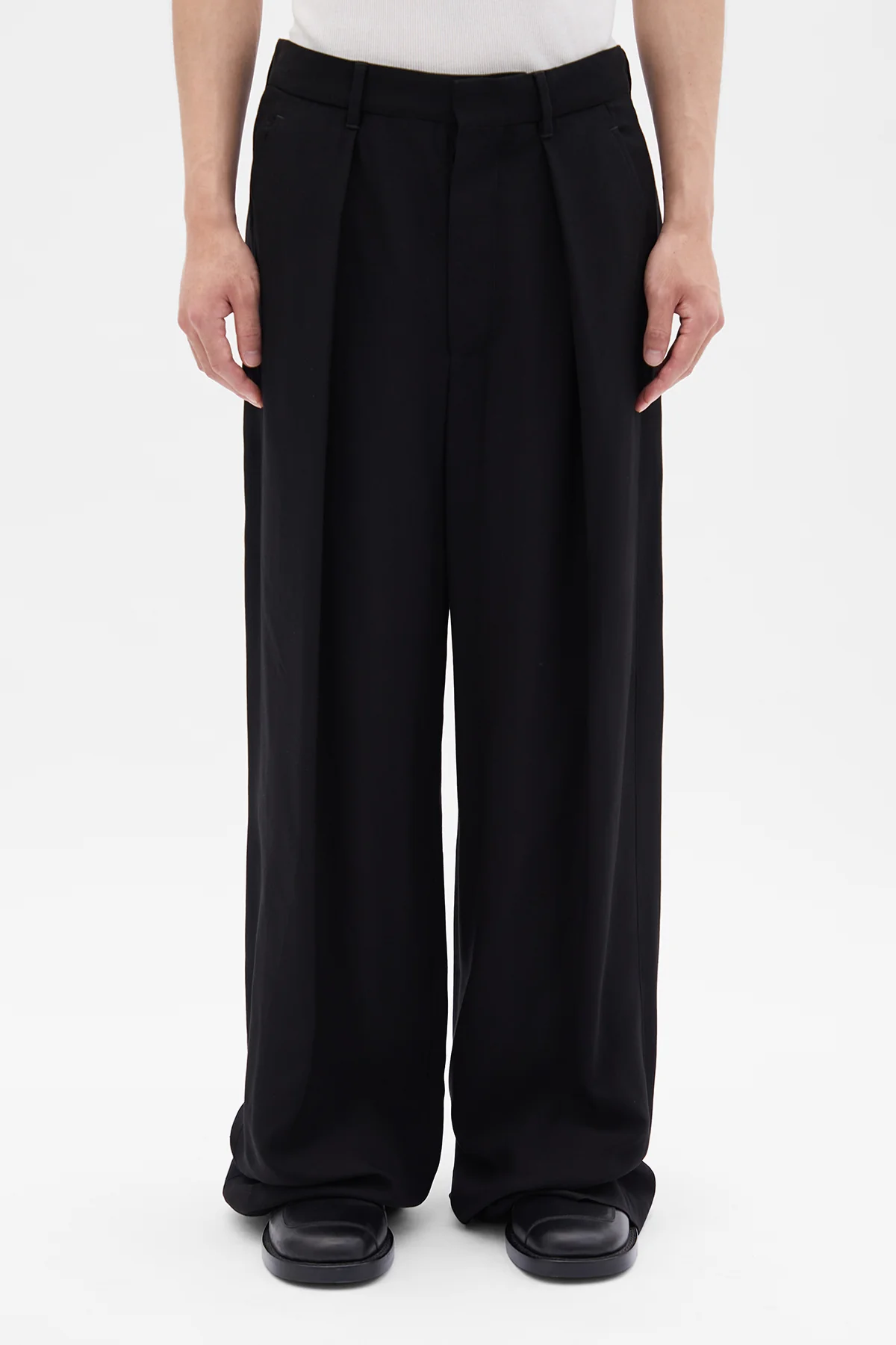 Botel Wide Leg Pleated Trousers