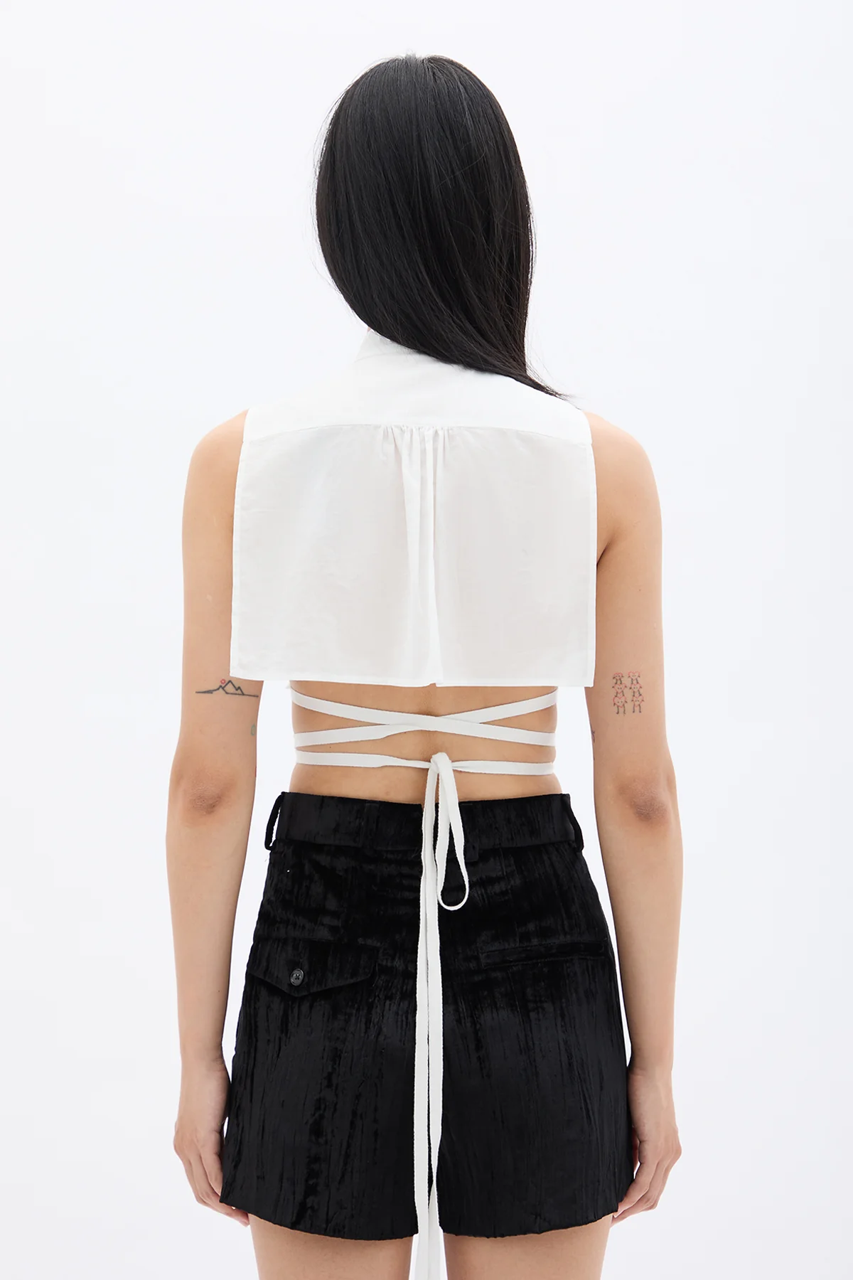 Cyra Plastron with Foulard - Image 3