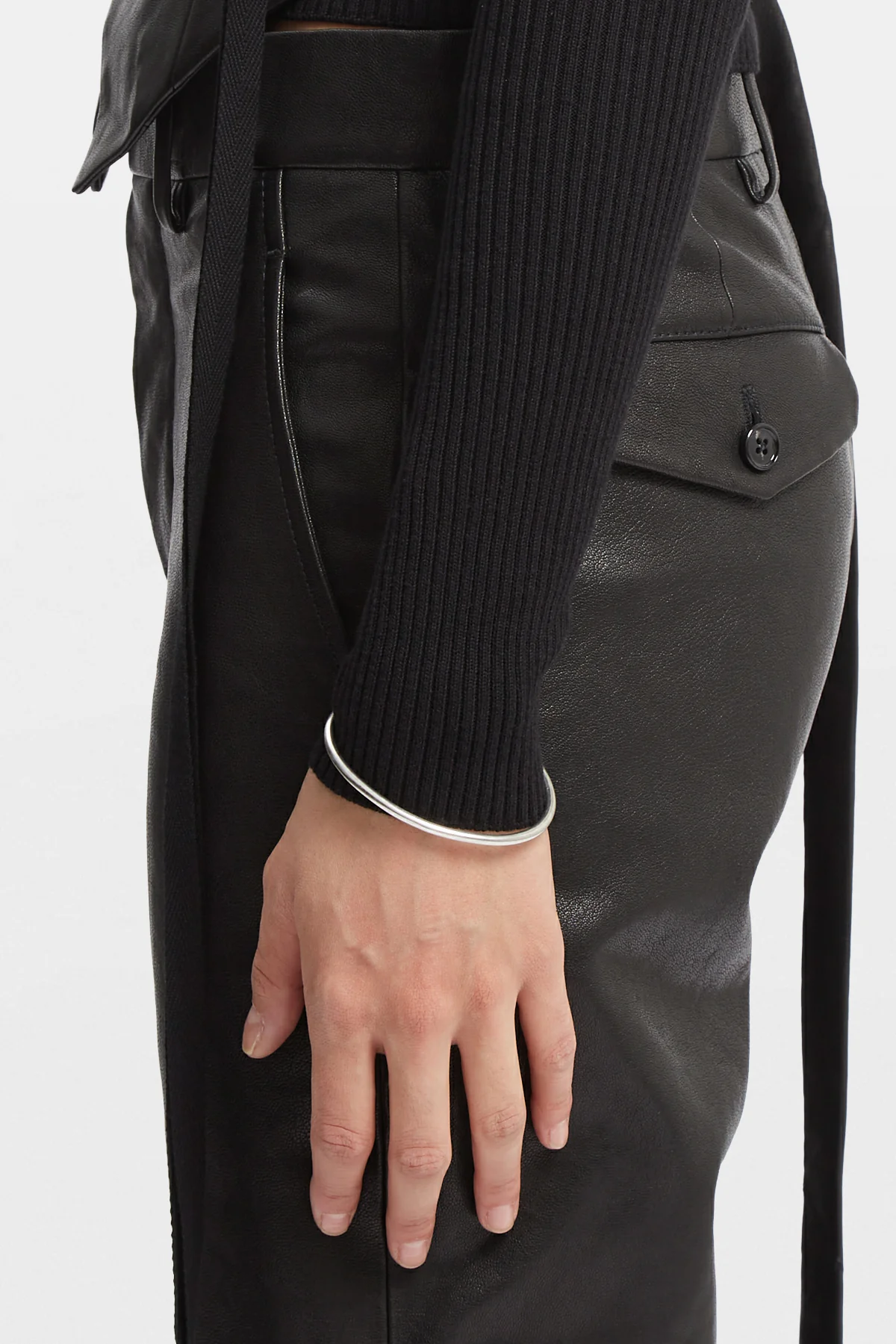 Anouk Simple Bangle - Image 3