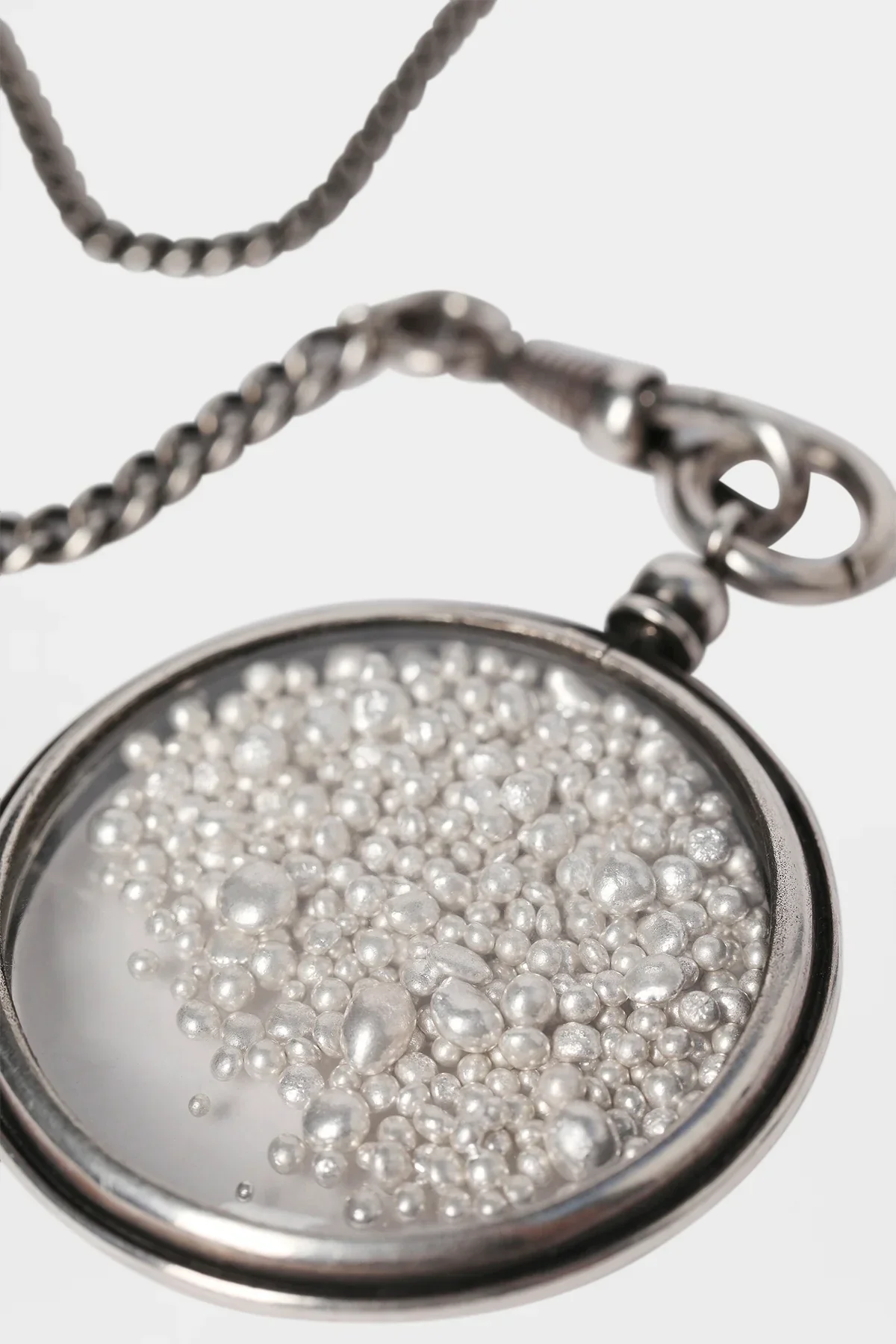 Elsu Medallion Necklace - Image 3