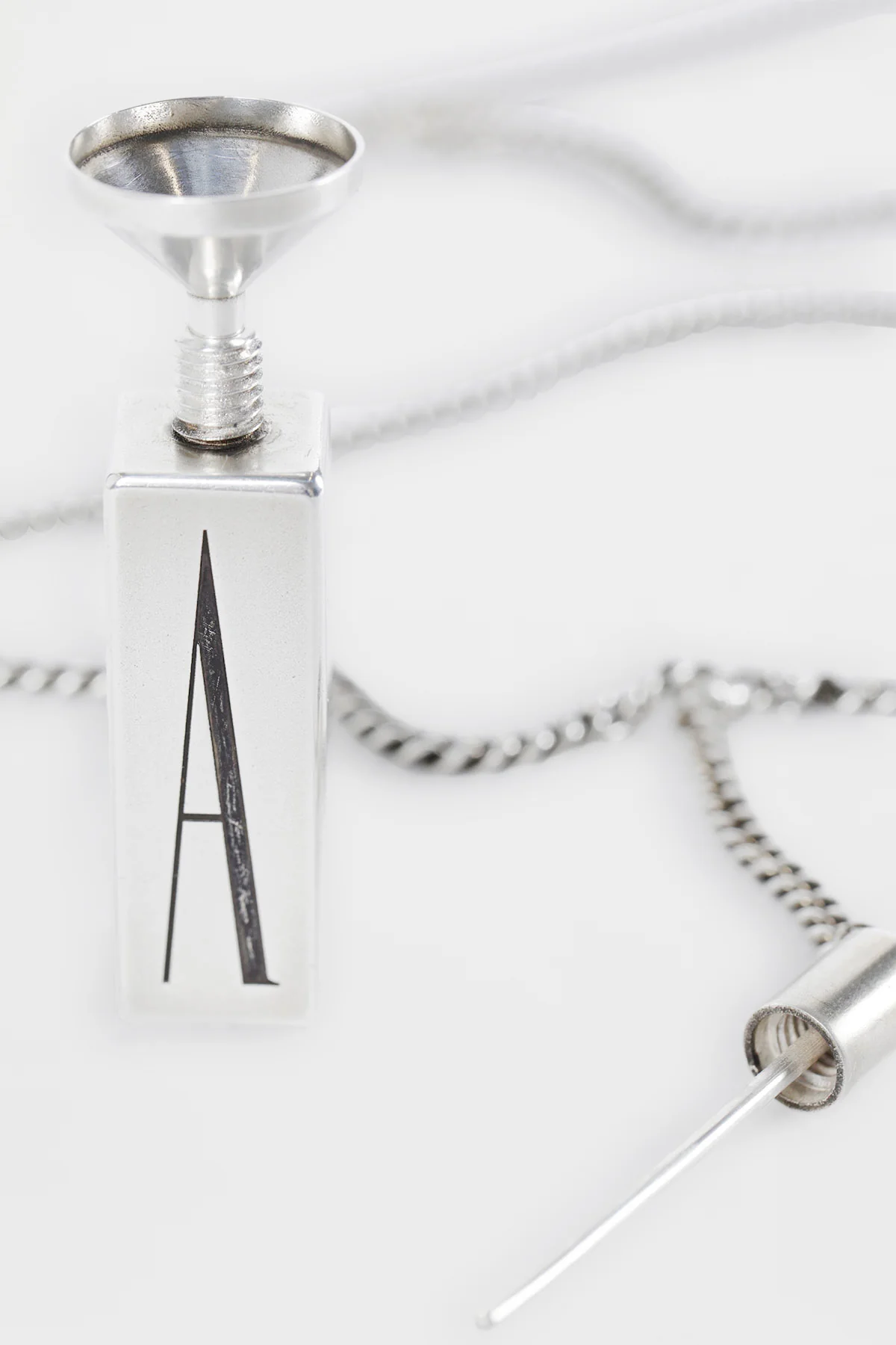 Paulu Perfume Pendant Necklace - Image 3
