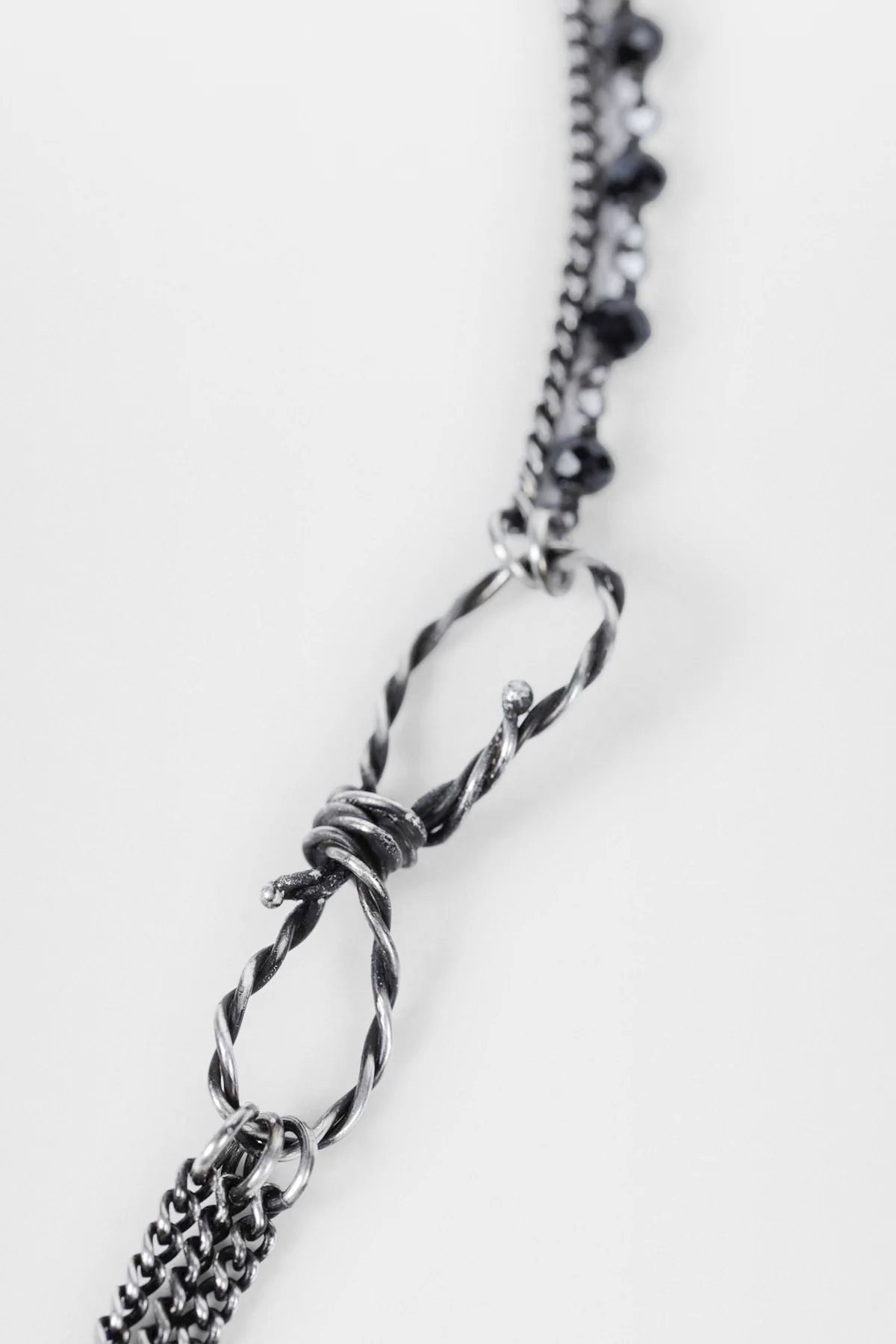 Afsar Beaded Necklace with Feathers - Image 4