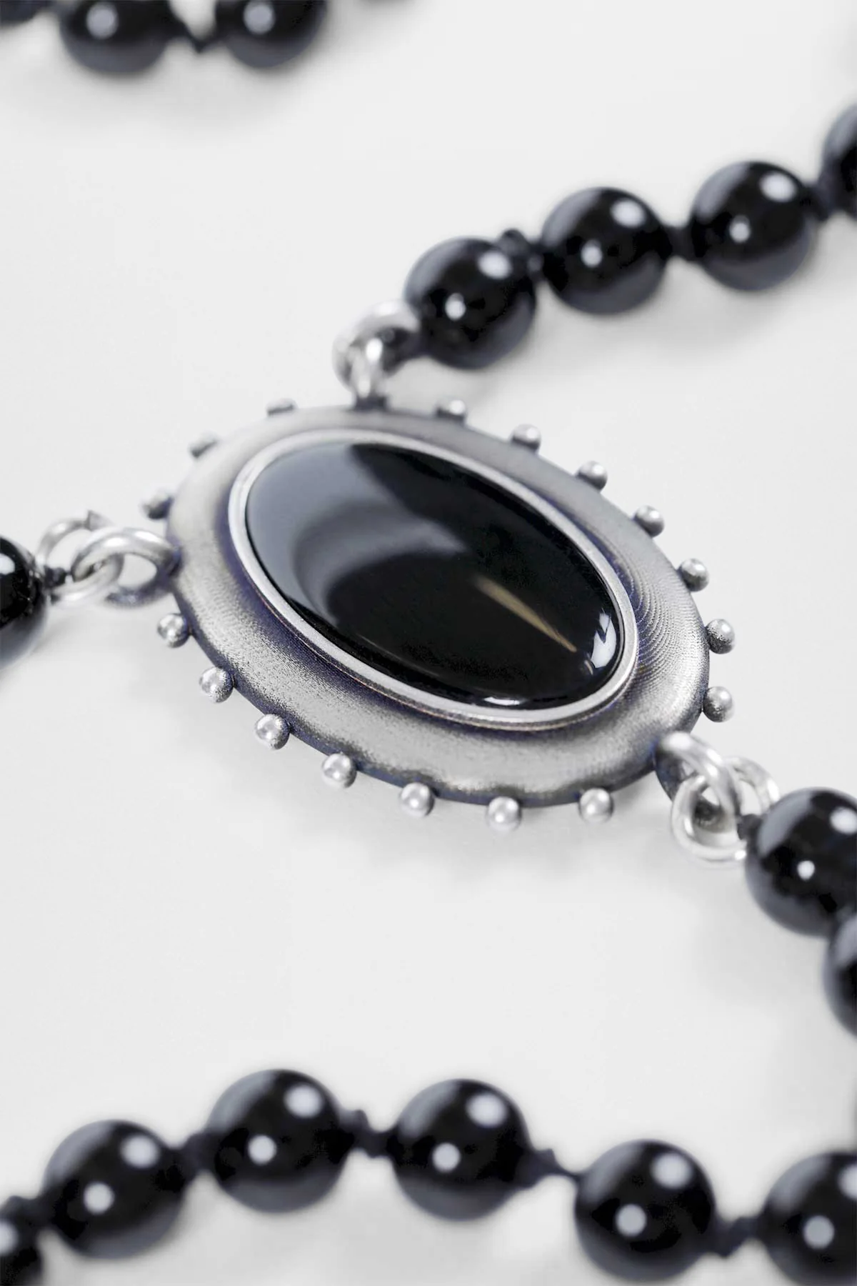 Imen Beaded Necklace - Image 2