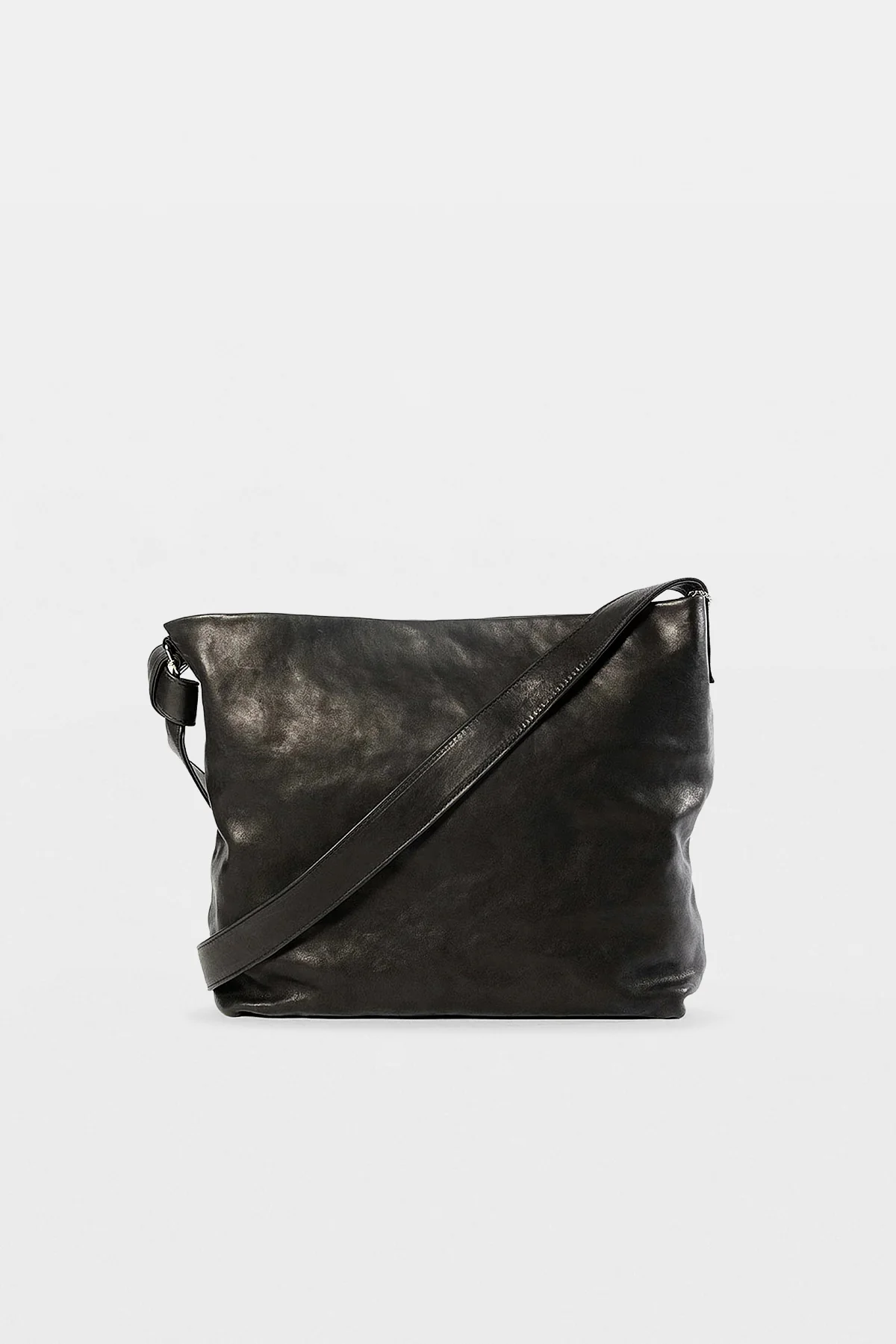 Runa Medium Soft Shoulder Bag - Image 3