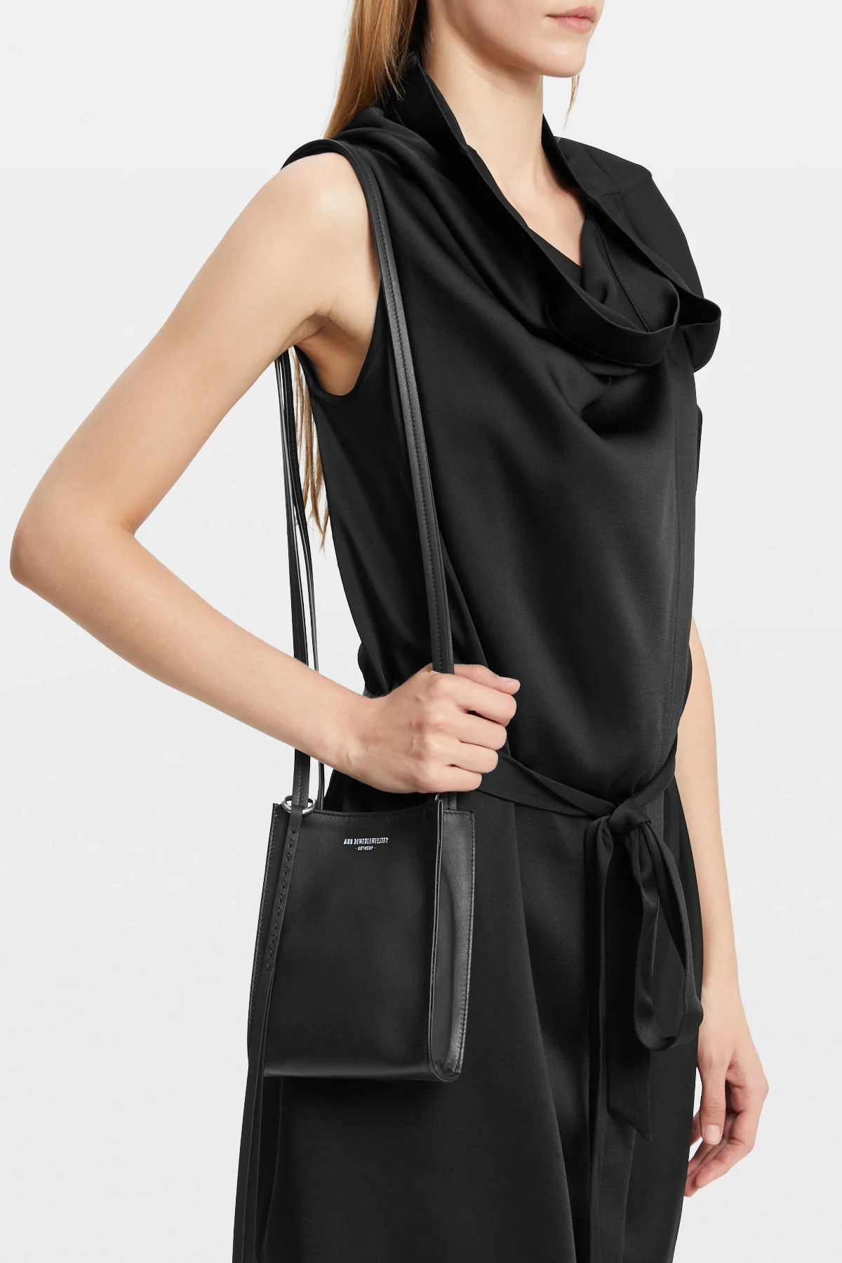 Olav Small Tote Bag - Image 5