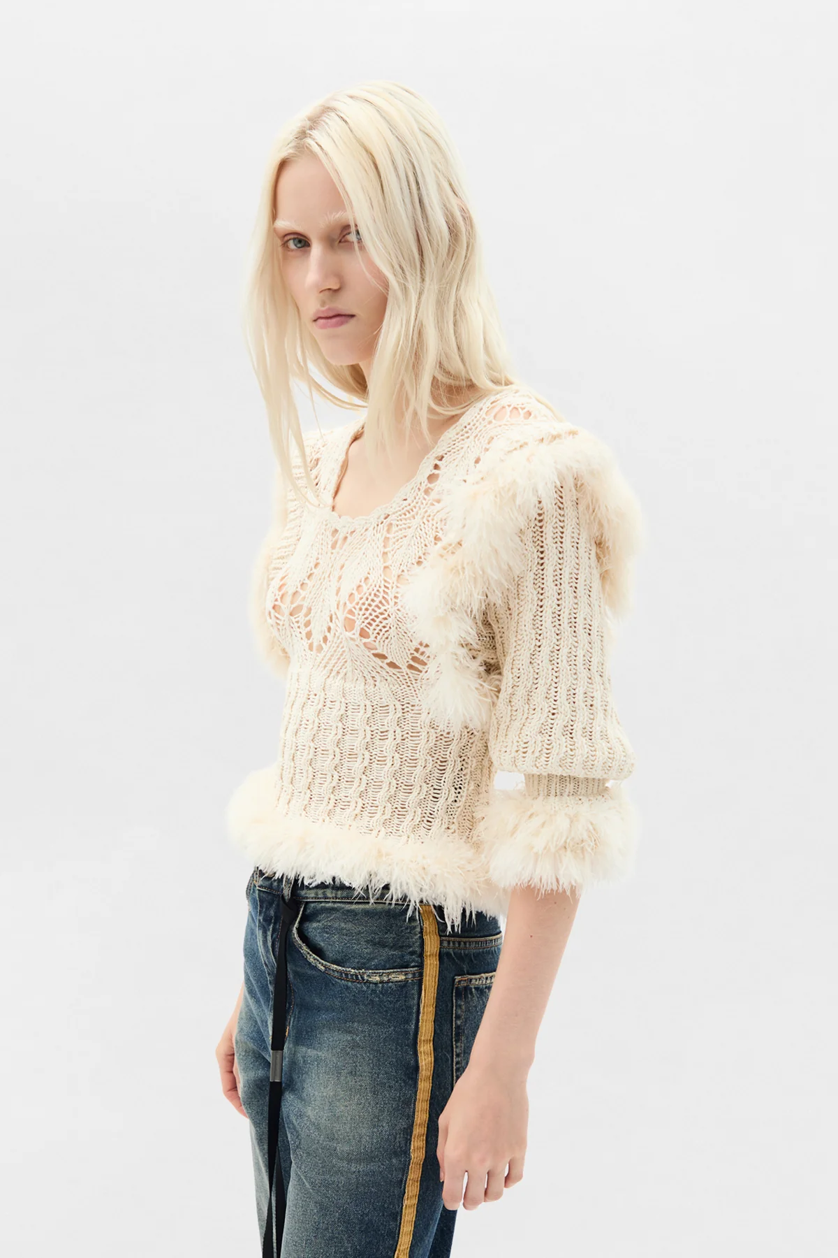Dudu Scallop Neck Fitted Sweater - Image 2