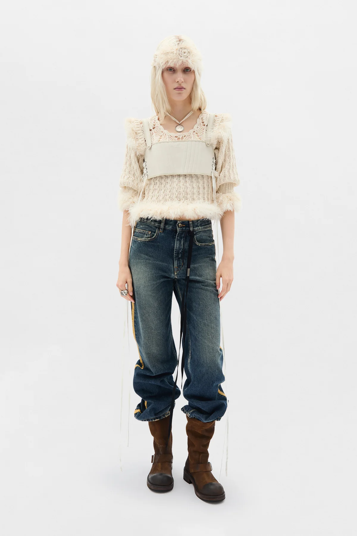 Dudu Scallop Neck Fitted Sweater - Image 4