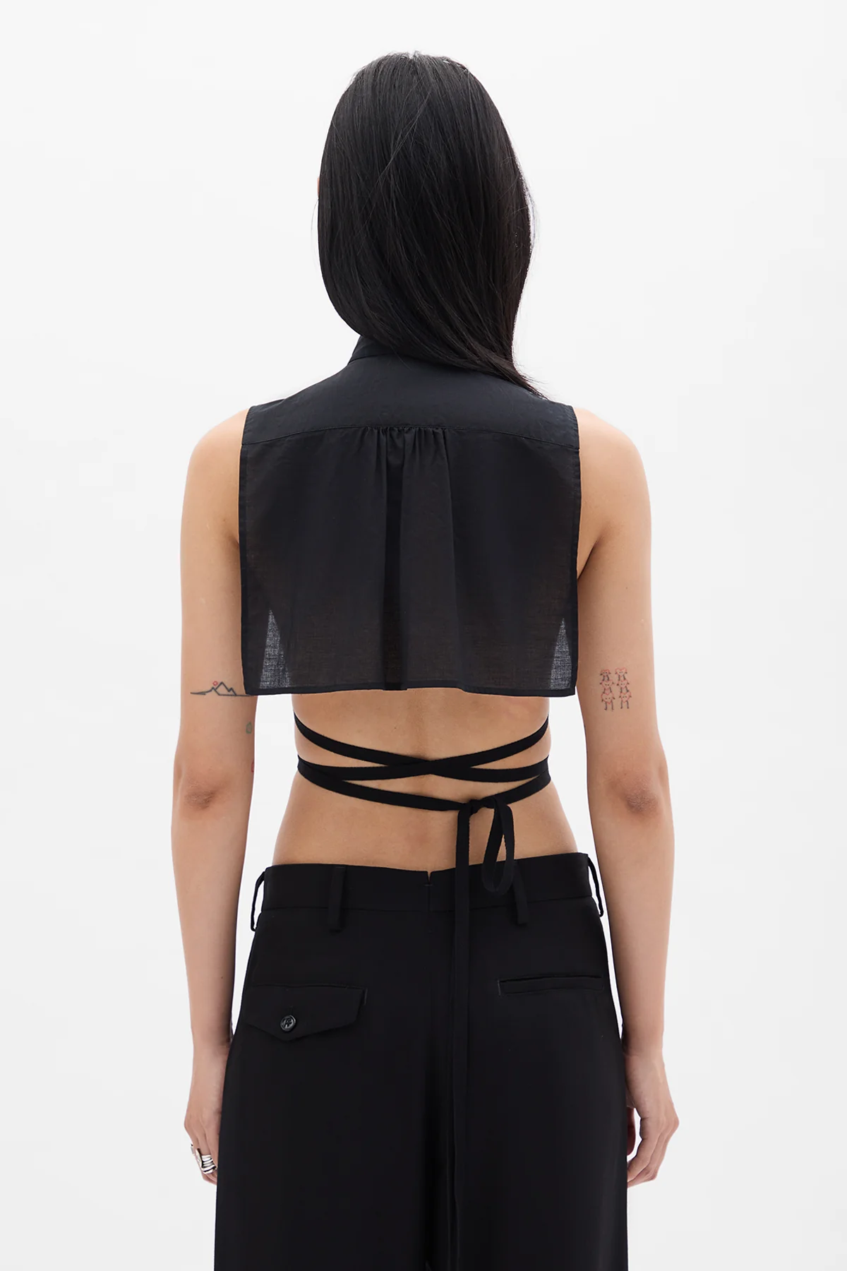 Cyra Plastron with Detachable Foulard - Image 3