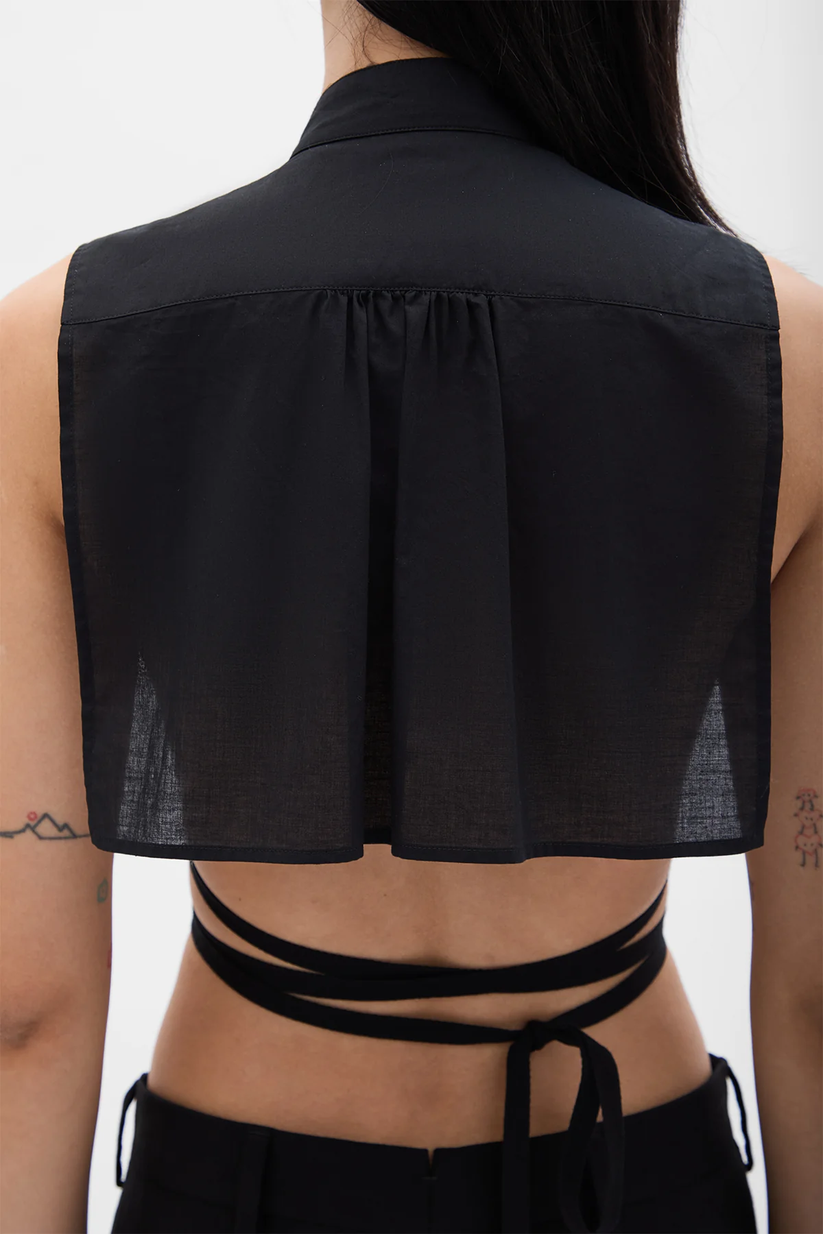 Cyra Plastron with Detachable Foulard - Image 6