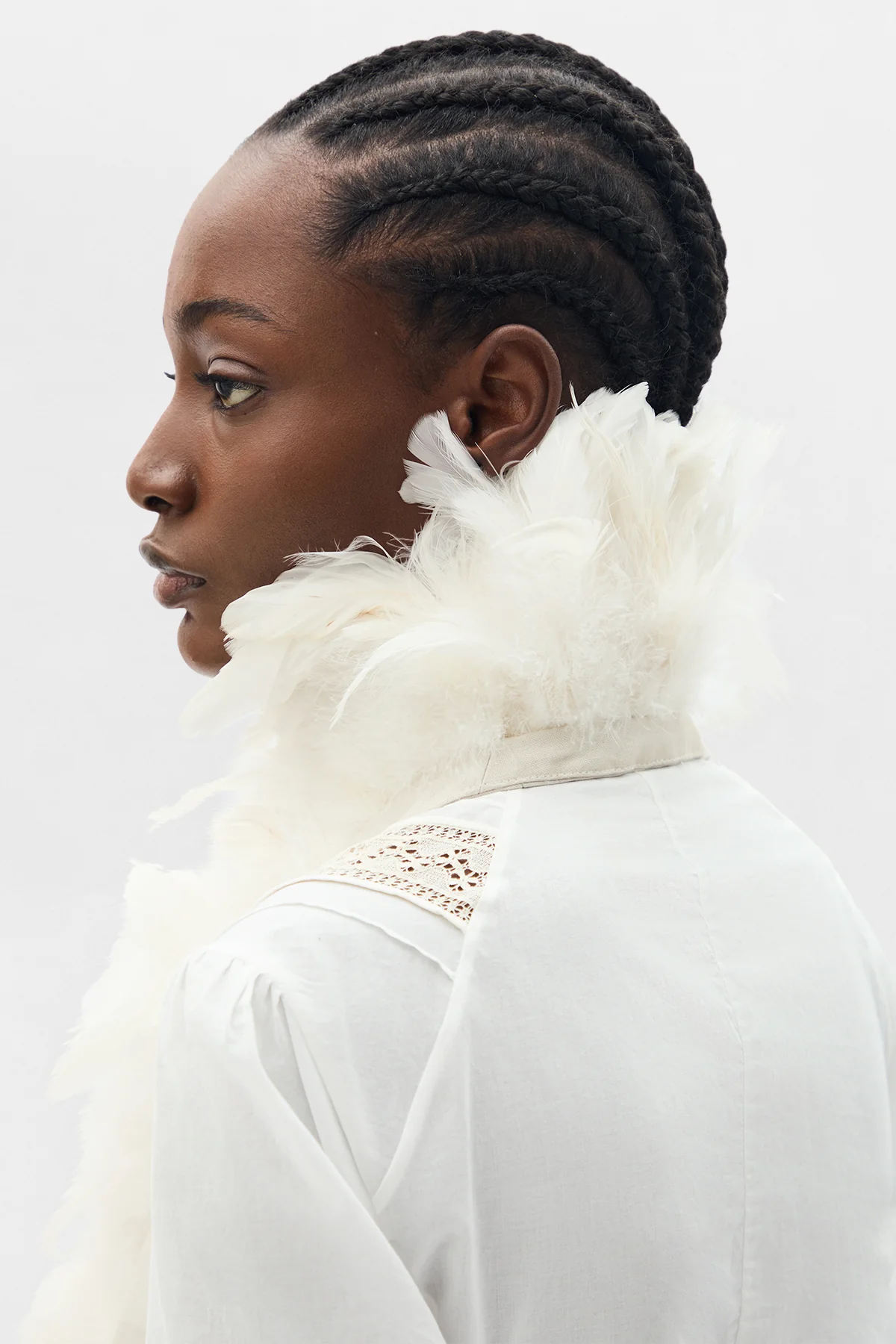 Idje Open Waistcoat with Feathers - Image 3