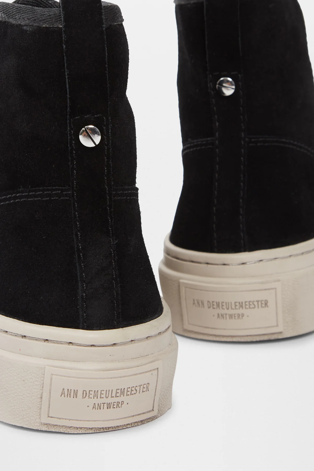 Sarin Vulcanized Mid-Top Sneakers - Image 8