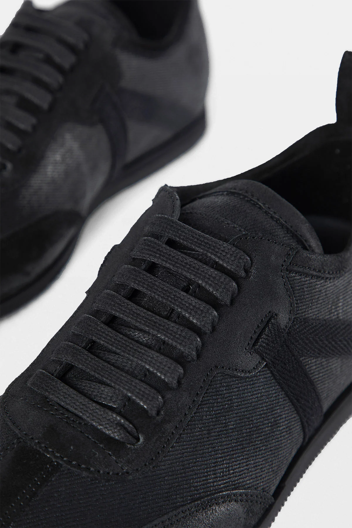 Siru Soft Low Top Boxing Sneakers - Image 5