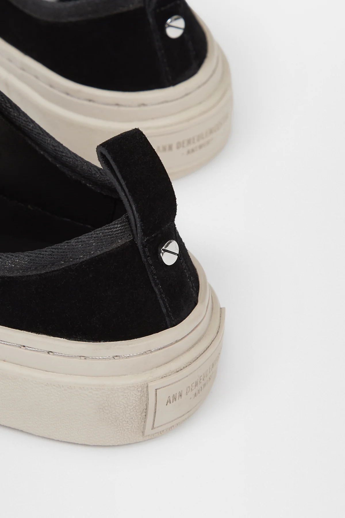 Halli Vulcanized Low-Top Sneakers - Image 6
